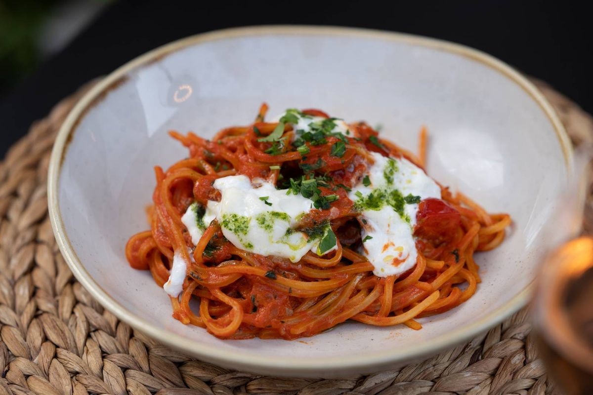 Paste cu Rosii Cherry si Straciatta de Mozzarella