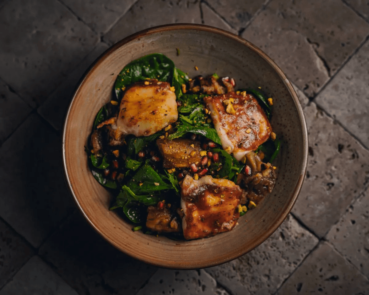 Salată cu vinete și suluguni vegetal