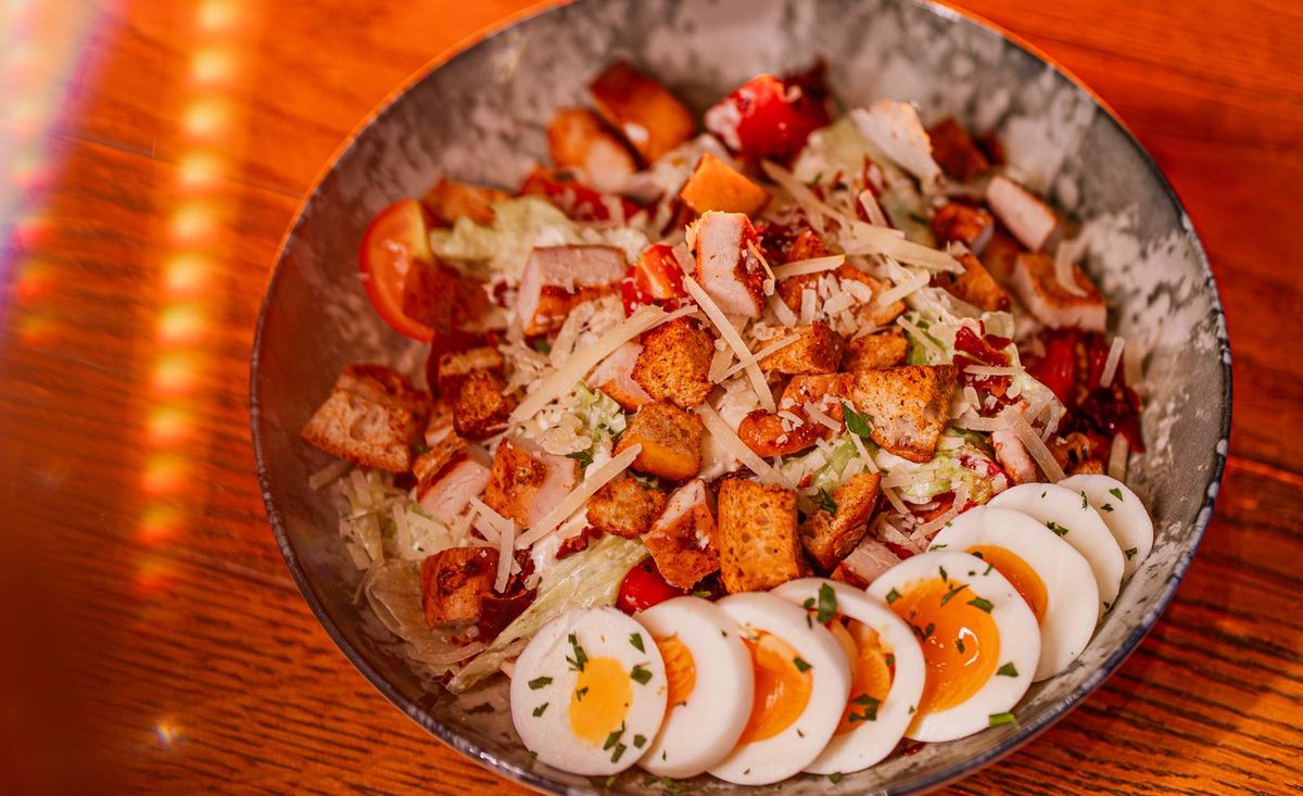 Salata Caesar