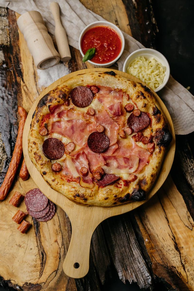 Pizza Canibale
