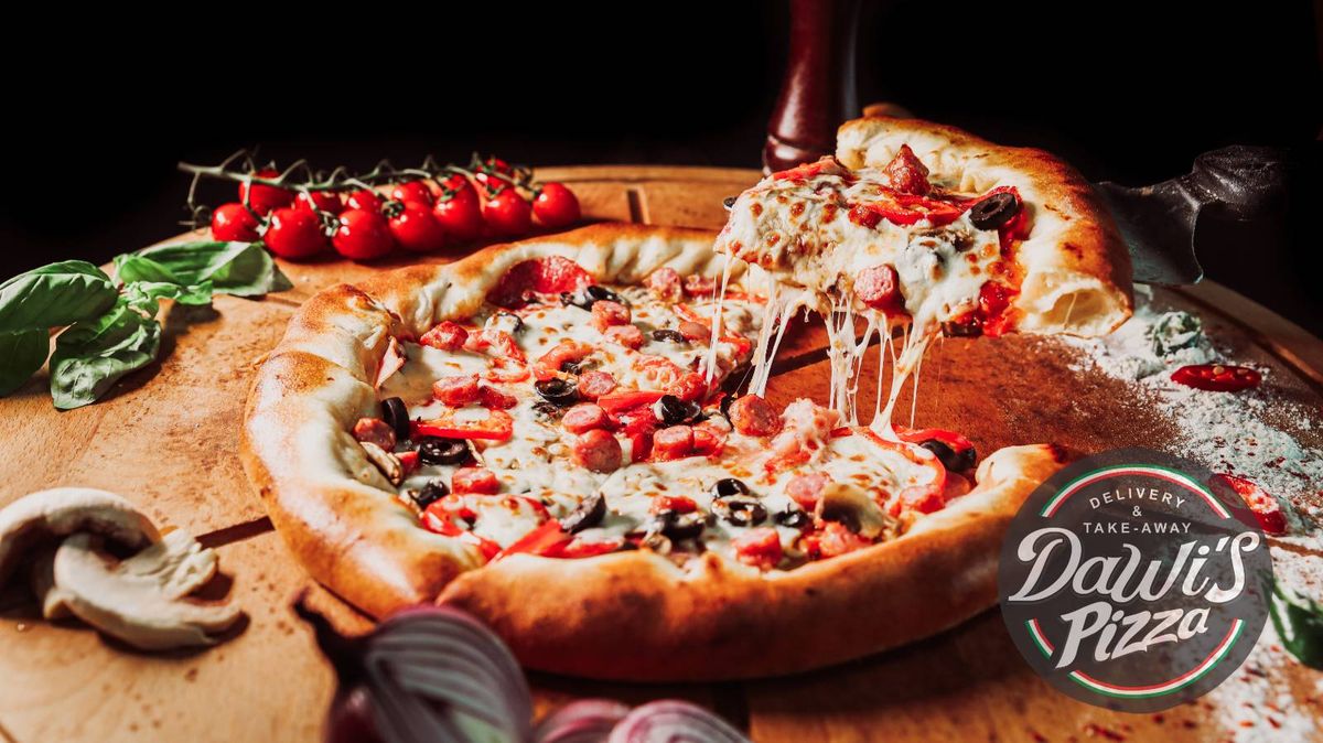 Pizza Dawi's cu cârnați și margine de cașcaval 32 Cm 