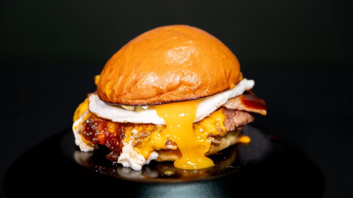 Smash Egg Burger