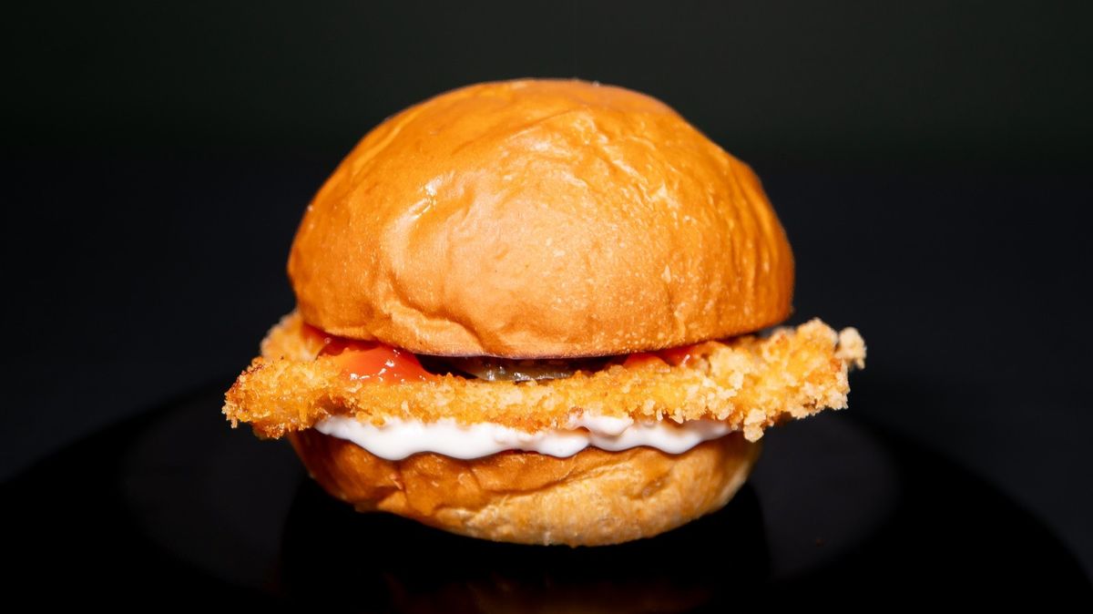 Smash Chicken Burger