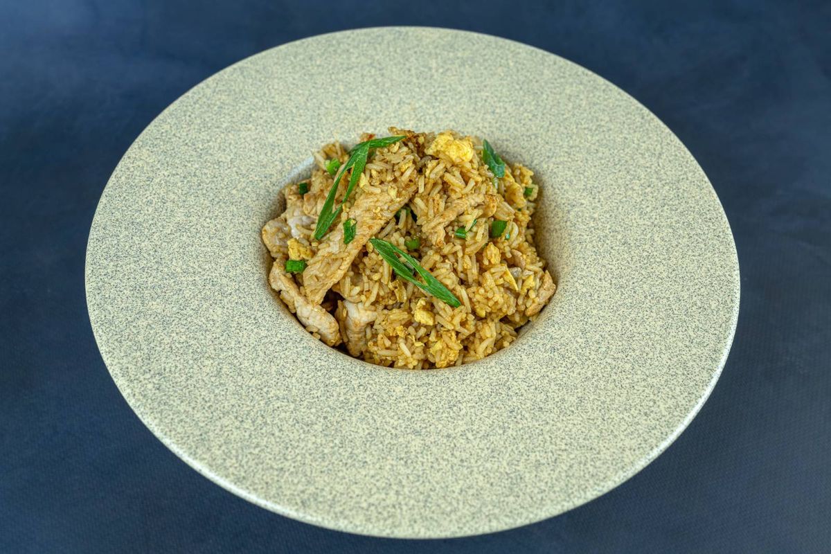 Fried Rice cu Cotlet de Porc 