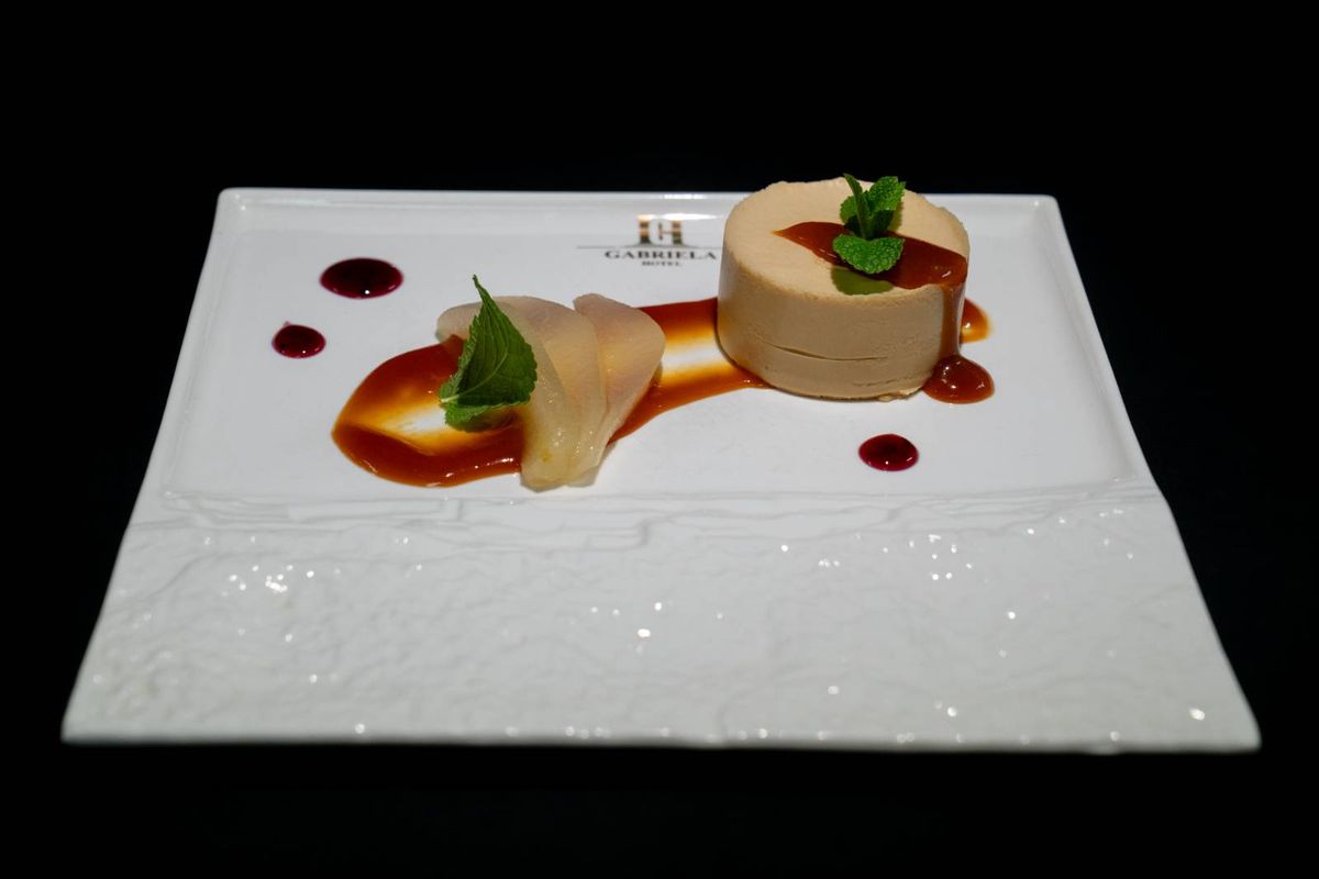 Mousse Caramel și Pere