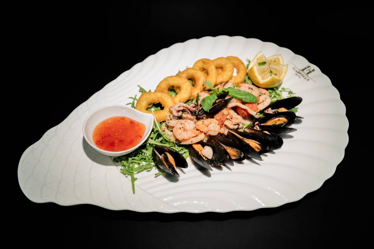 Platou cu Fructe de Mare