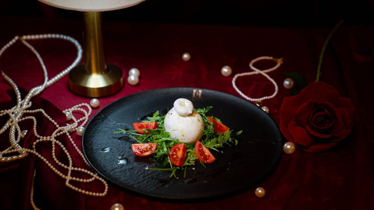 Buratta cu Rosii Cherry si Pesto / 290 Gr