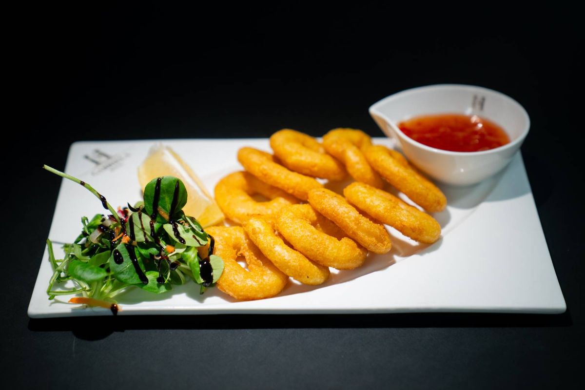 Calamar Pane cu Sos Dulce Picant