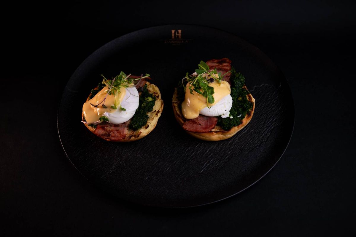 Eggs Benedict