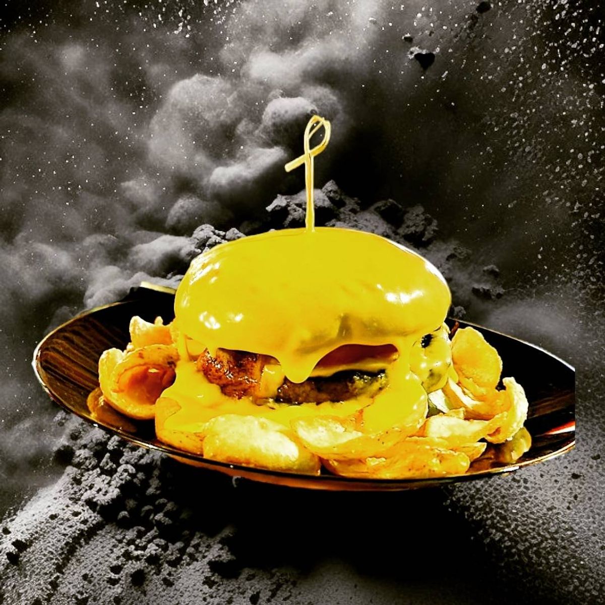 Burger Cheddar  & Cartofi 380g/150g