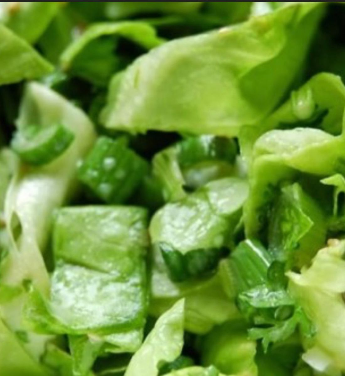Salata verde cu castraveti