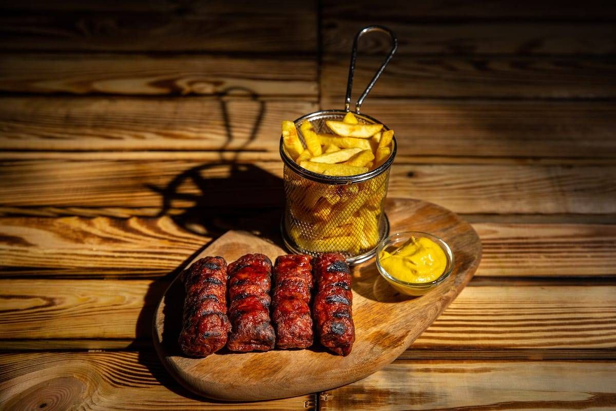 Meniu Mici cu Cartofi Prajiti