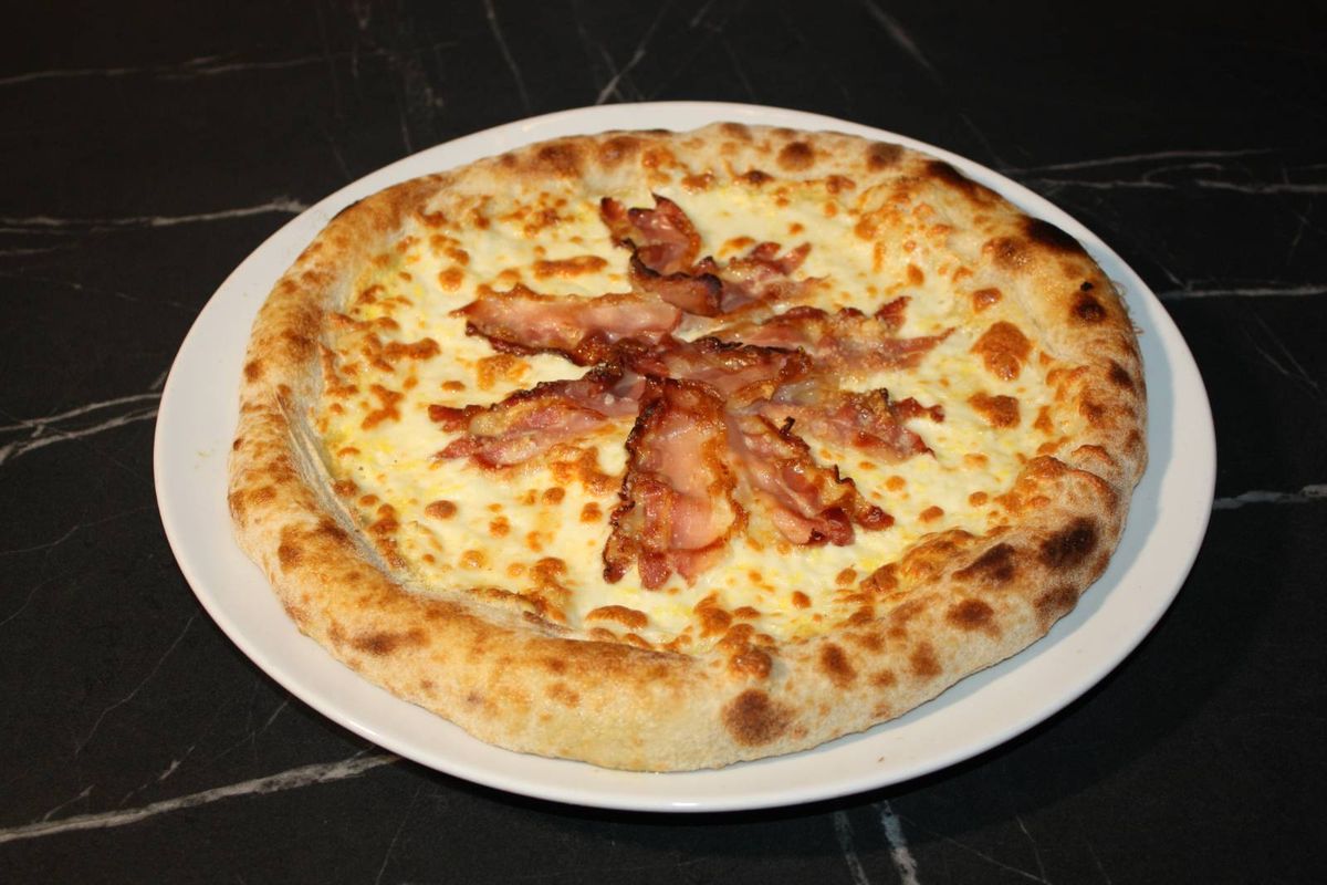 Pizza Carbonara
