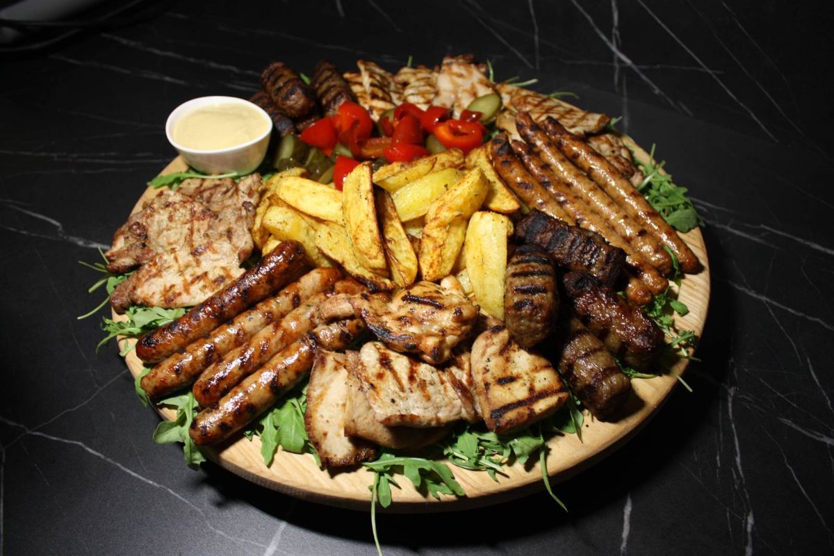 Platoul Gurmandului / Mixt Gril/ 4 Persoane 