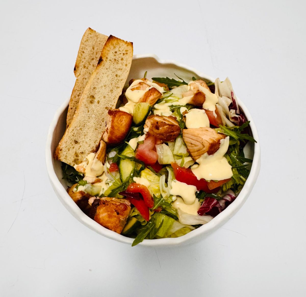 Panzanella cu Somon la Grill 