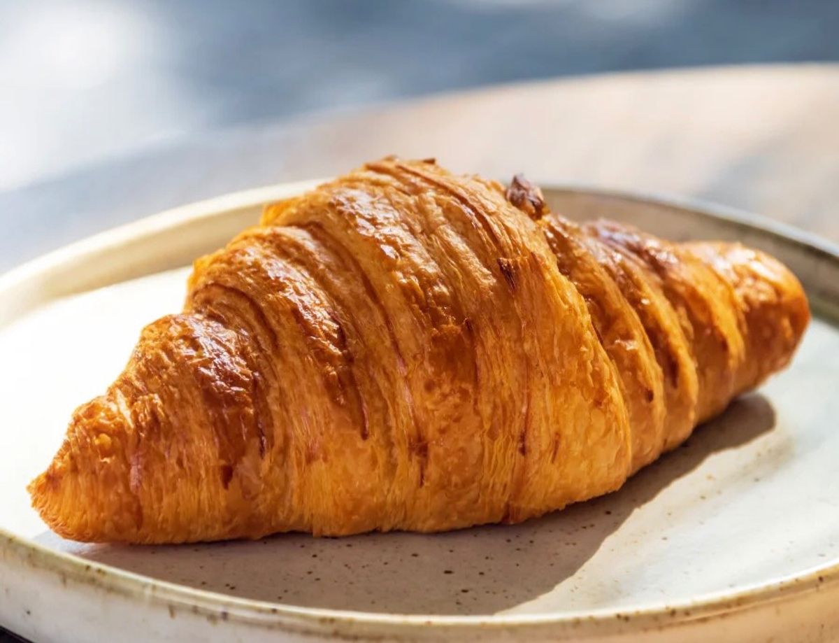 Croissant cu Unt