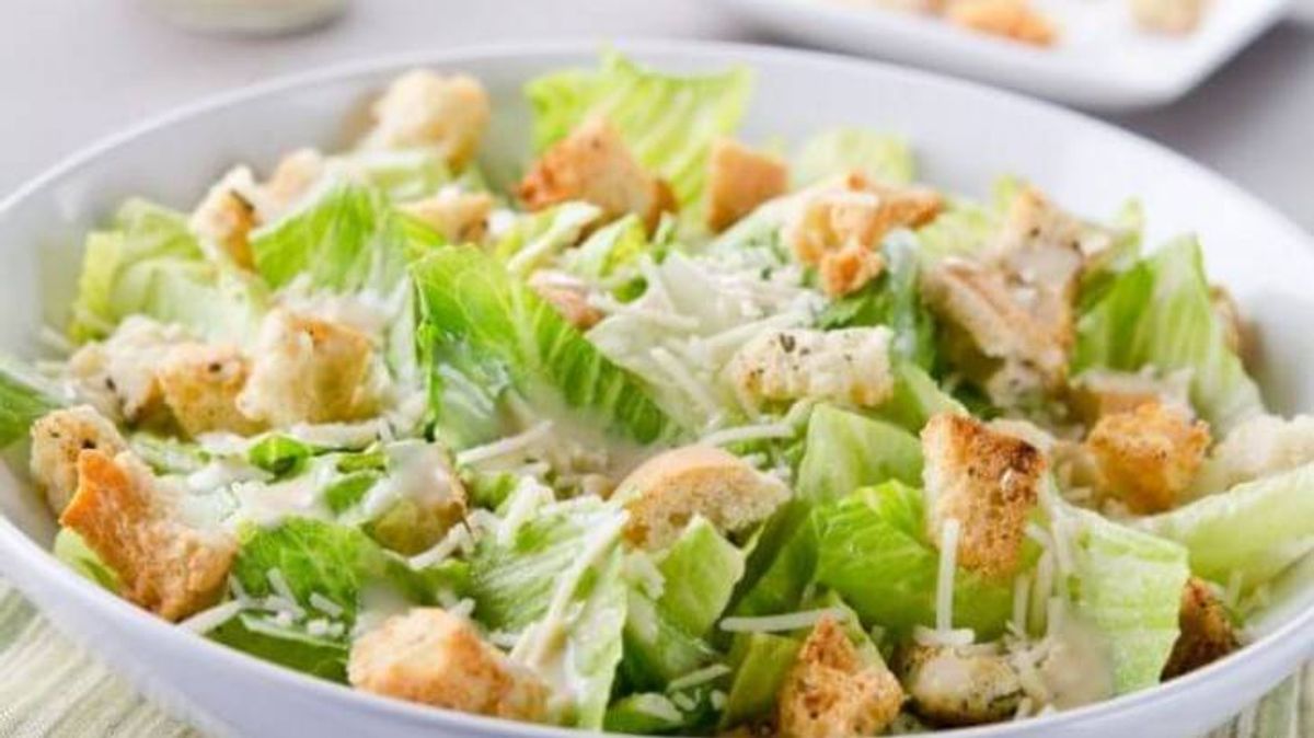 Salata Caesar cu Pui 