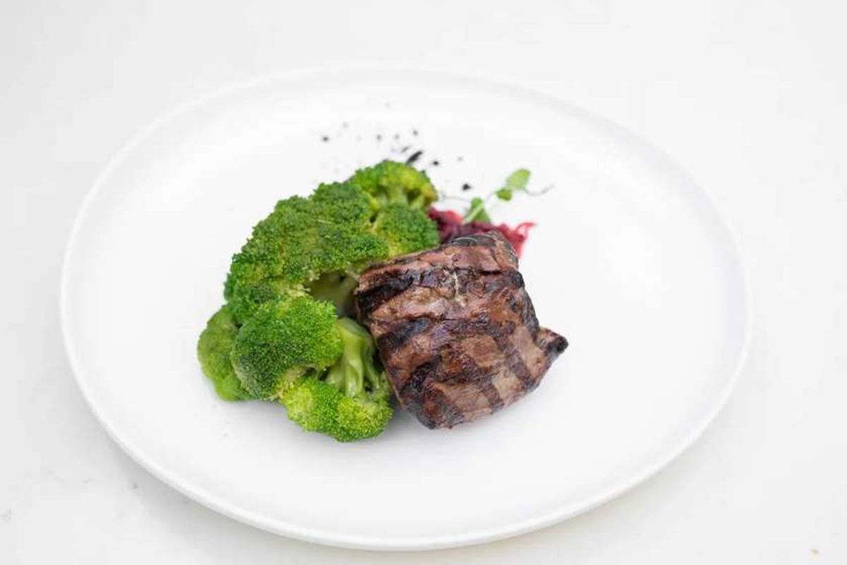 Muschi de Vita Maturat cu Broccoli