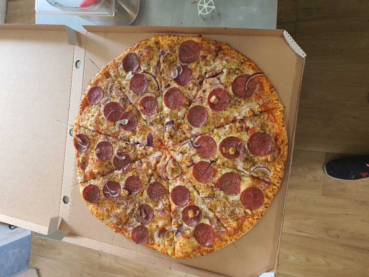 Pizza Americano