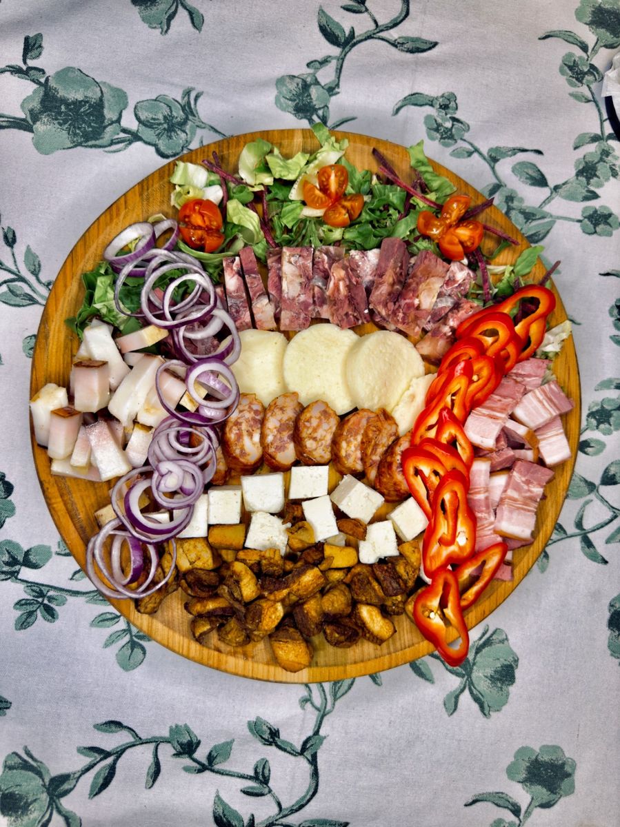 Platou Tradițional 