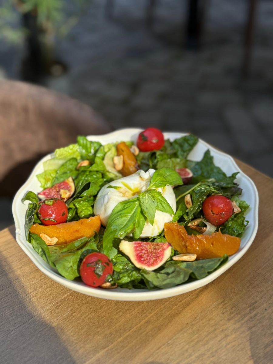 Salată Burrata