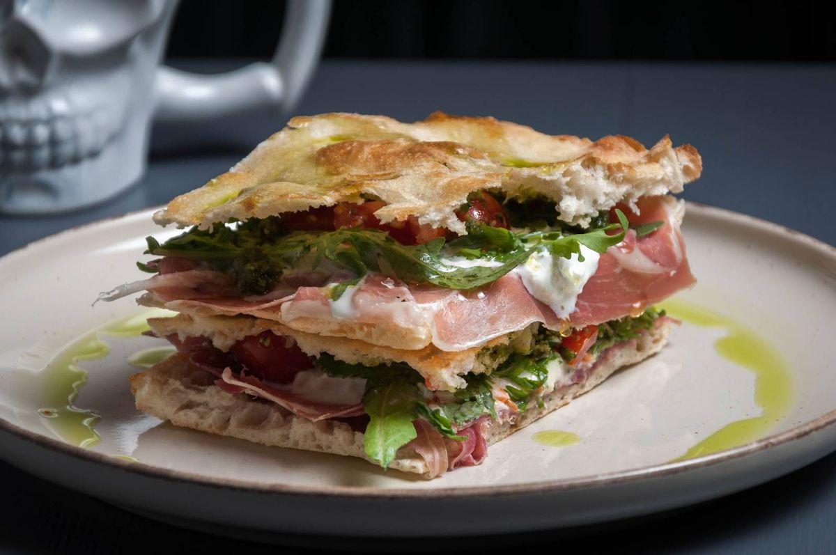 Sandwich Focacia cu Prosciutto 