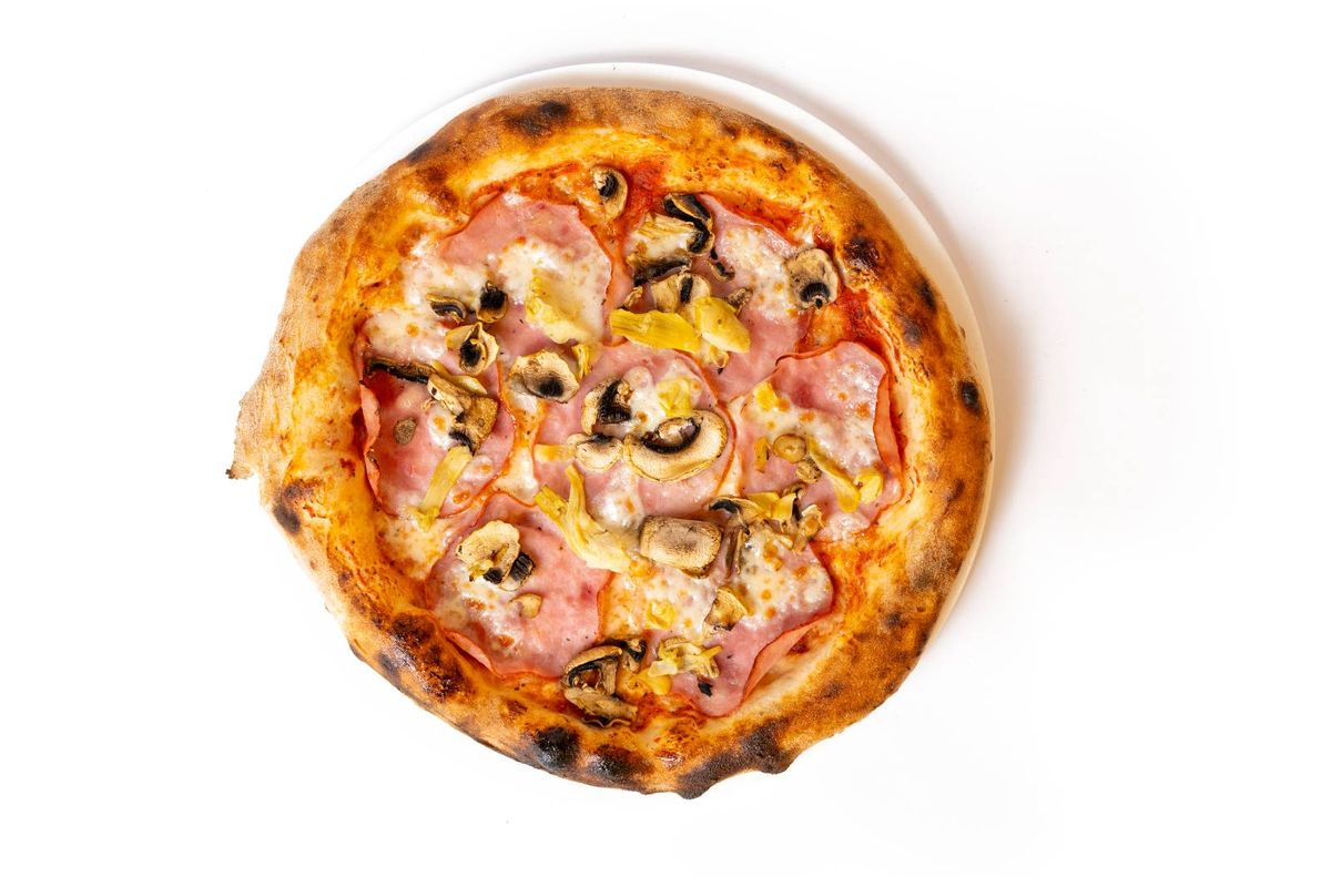 Pizza Prosciutto e Funghi