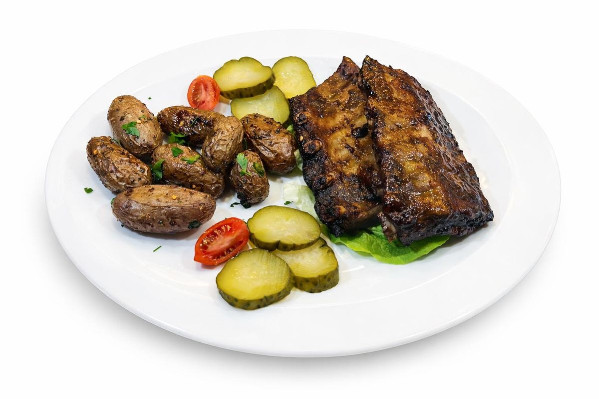 Coaste de Porc Bbq, la Cuptor, cu Cartofi Copti/bbq Pork Ribs with Oven Potatoes