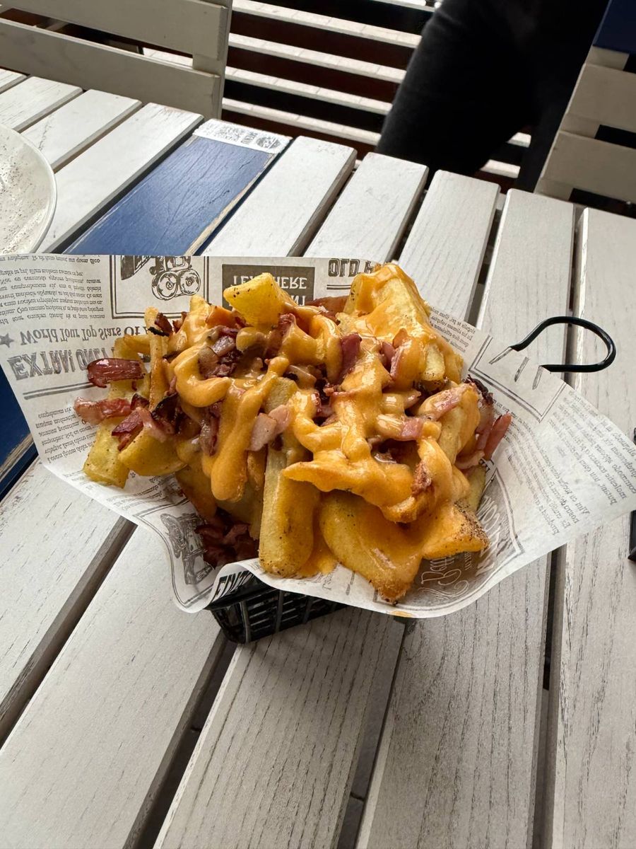 Cartofi cu Cheedar si Bacon