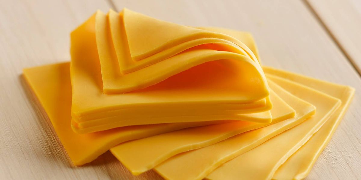 Felii de brânză cu cheddar