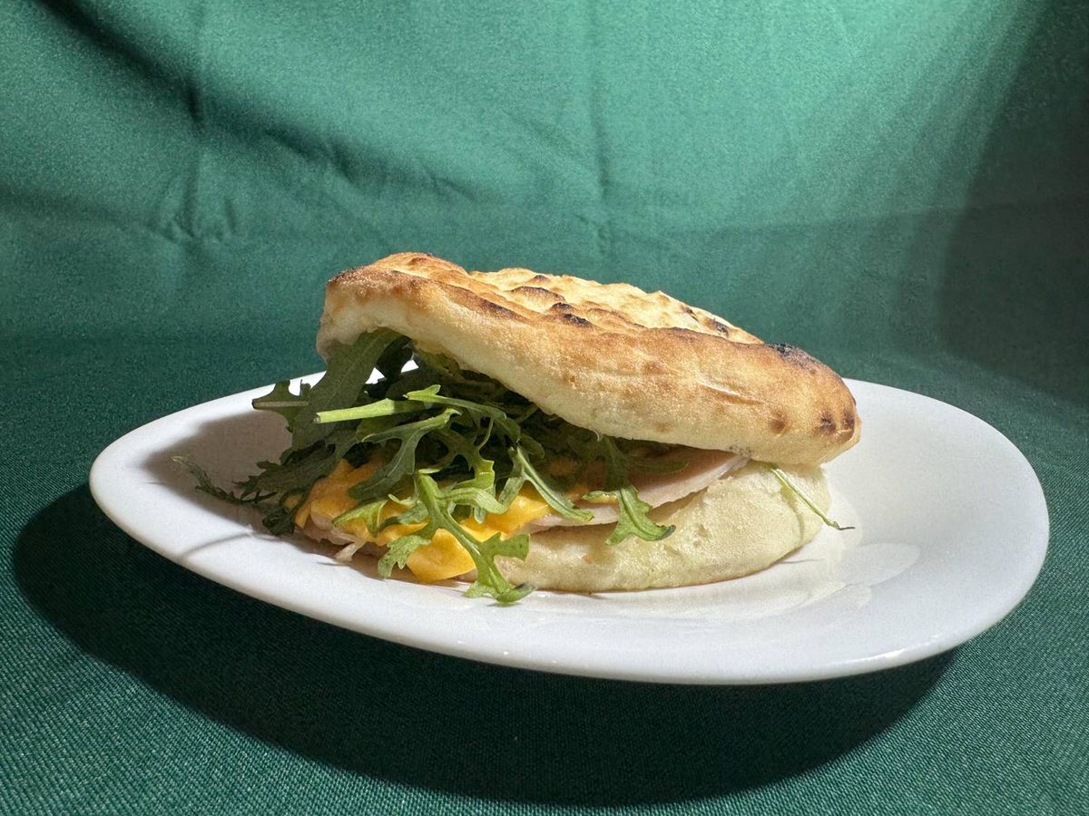 Sandwich cu Sunca de Curcan si Gouda