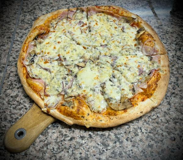 Pizza Bosco