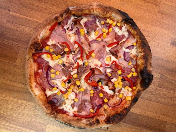 Pizza Taraneasca 