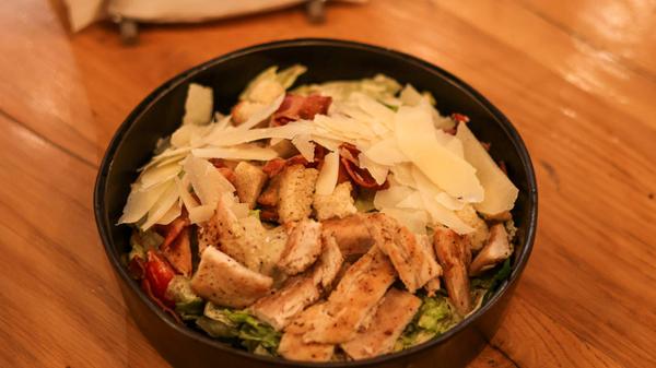 Salata Caesar