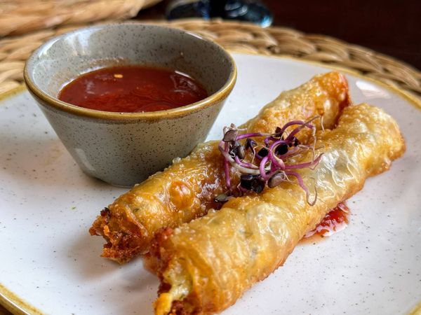 Placintă cu Branza si Dulceata de Rosii cu Busuioc