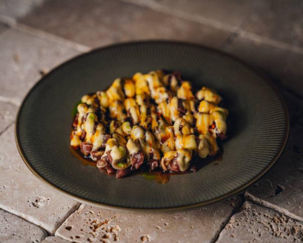 Tartar din vită cu maioneză homemade și sos narsharab + chipsuri homemade