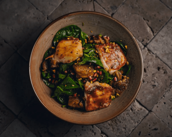 Salată cu vinete și suluguni vegetal