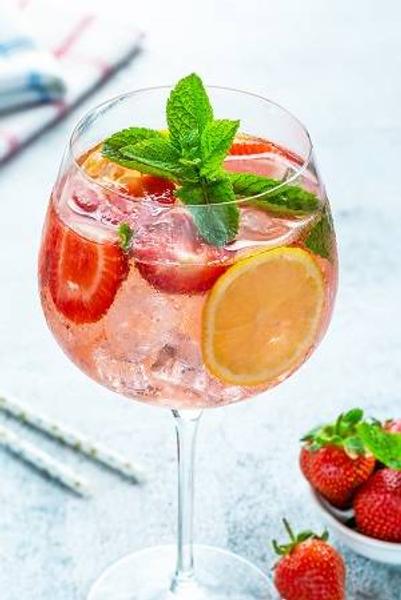 Gin Strawberry Tonic