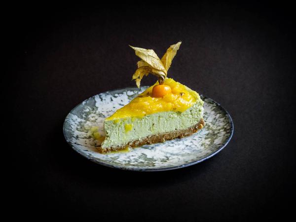 Cheesecake cu Matcha și Chutney de Ananas