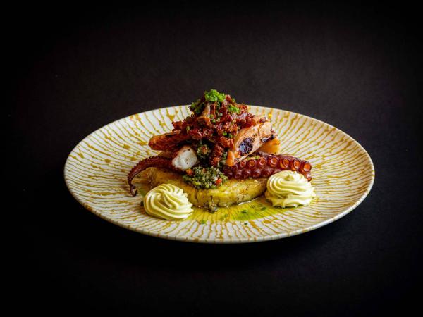 CARACATIȚĂ cu CARTOF COPT și CHIMICHURRI