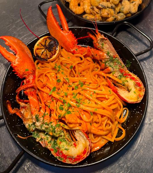 Homar cu Linguine si Creveti | 650gr / 1038kcal | 