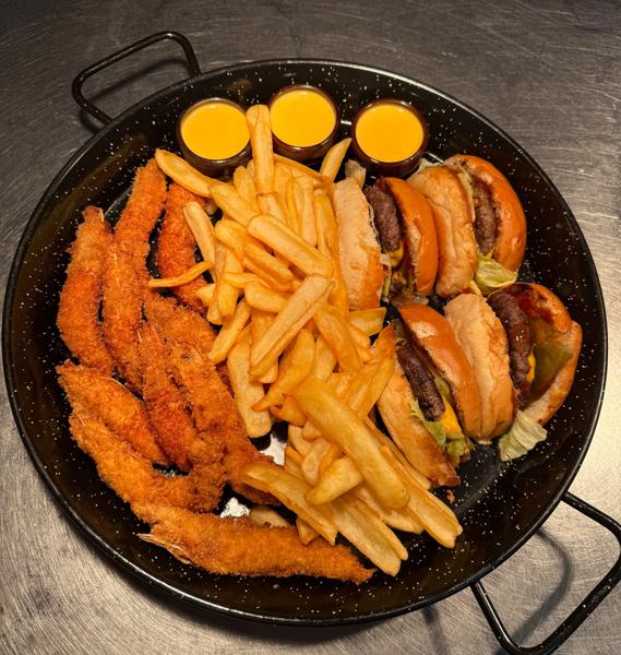 Platou Burgeri si Creveti (3 Persoane) | 1500gr / 2700kcal 