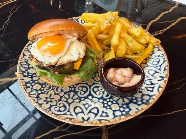 Cinque Burger | 600gr / 1807kcal | 