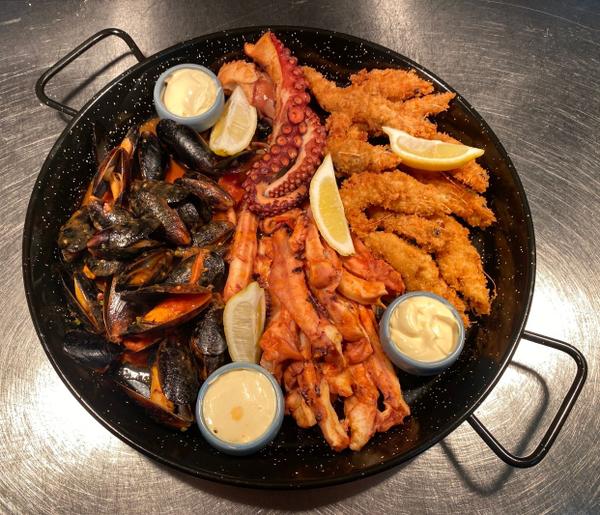 Platou Clandestin (3-4 Persoane) |2, 1kg/2876kcal| 