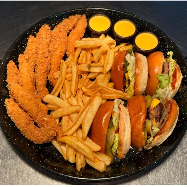 Platou Burgeri si Creveti (3 Persoane) | 1500gr / 2700kcal 