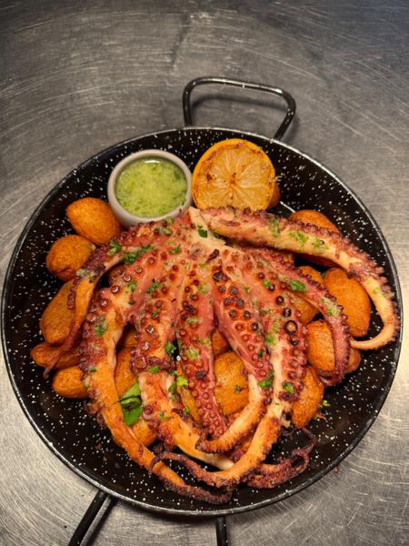 CARACATITA INTREAGA PE PAT DE CARTOFI |800GR/1226KCAL|