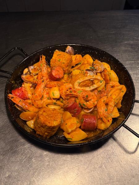 PLATOU CURCUBEU PE CERUL GURII (2-3 PERS) |1,6KG/3220KCAL|