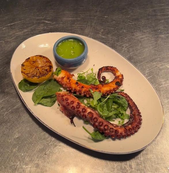 Tentacule de Caracatita la Gratar |250gr/636kcal| 
