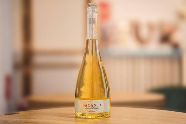 Bacanta Vin Alb