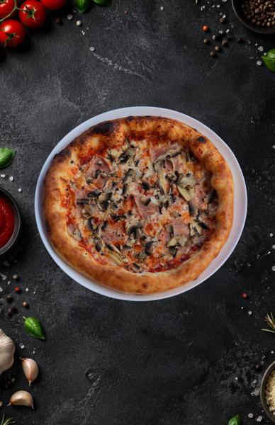 Pizza Prosciutto e Funghi